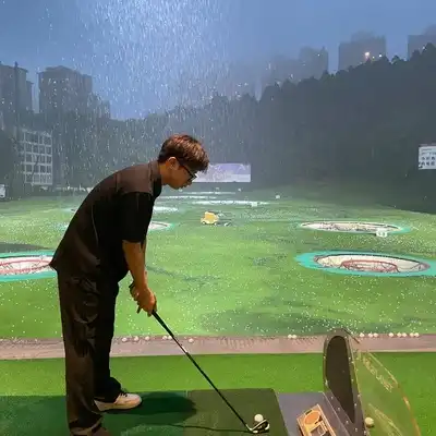 任玲